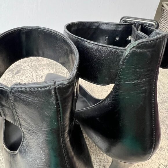 Aldo Black Pointy Toe Ankle Buckle Stiletto Heels Size 8.5 - Picture 8 of 13